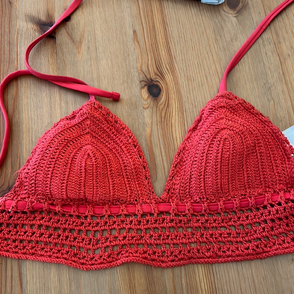 Red knit halter top size small